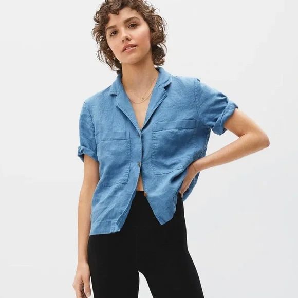Everlane Tops - Everlane The Linen Workwear Shirt M Button Pockets Short Sleeve Blue EUC B43